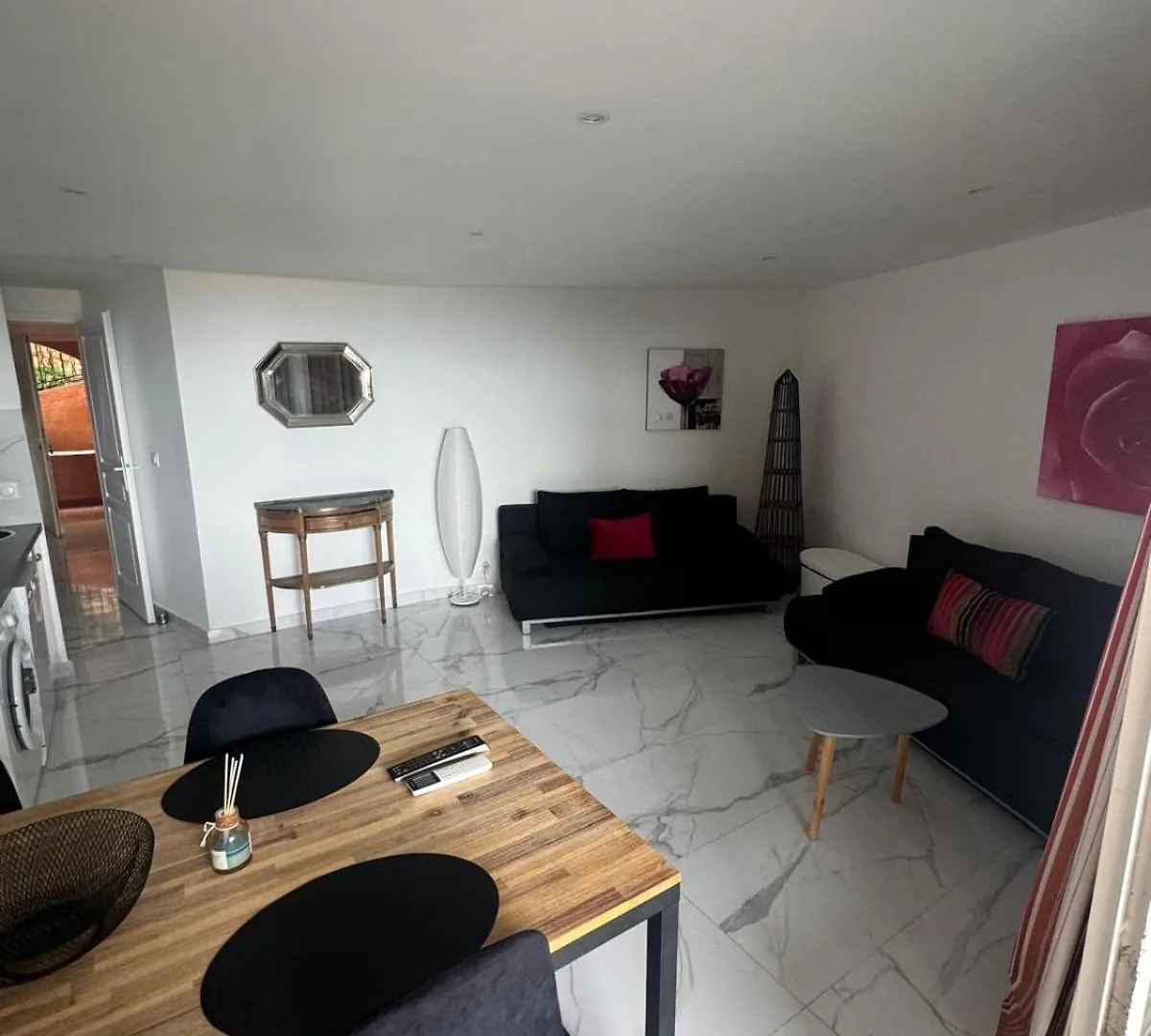 Apartment Cap Esterel Vue Mer Et Climatise Saint-Raphael